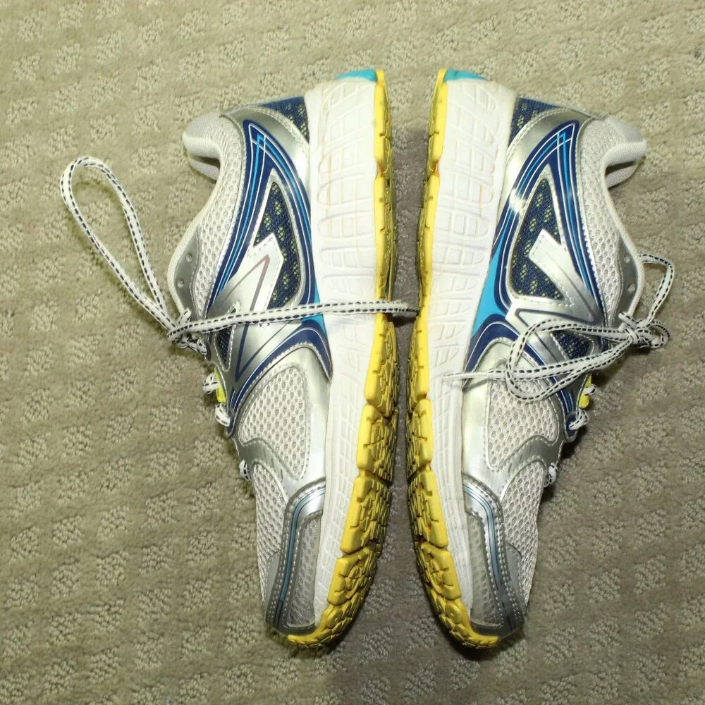 Size 9 - New Balance 680v2 Grey Blue Women's W6802GB2 Athletic Sneakers
